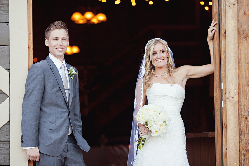 Amber Glanville Photography: michele & slade | on river’s edge barn wedding